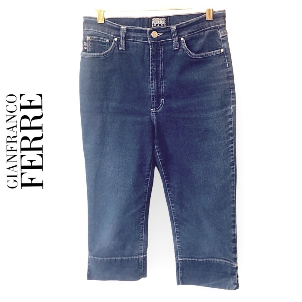 GIANFRANCO FERRE Vintage capri jeans medium stone wash, size 28 US